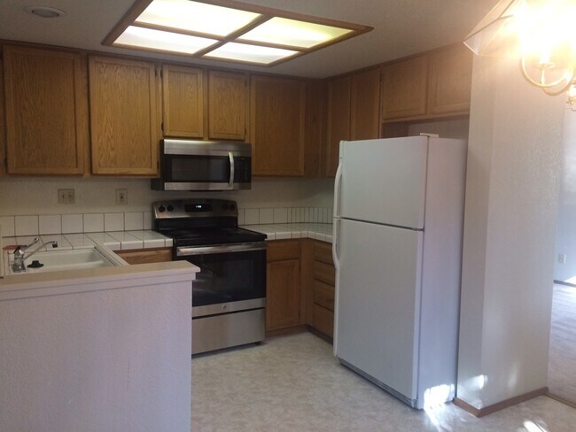 Building Photo - 22 Wexford Pl