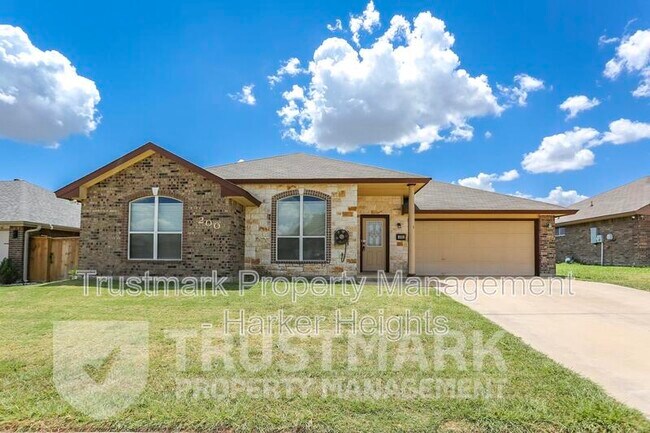 Primary Photo - 200 W Little Dipper Dr