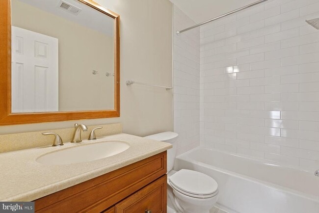 Building Photo - 2384 Branleigh Park Ct