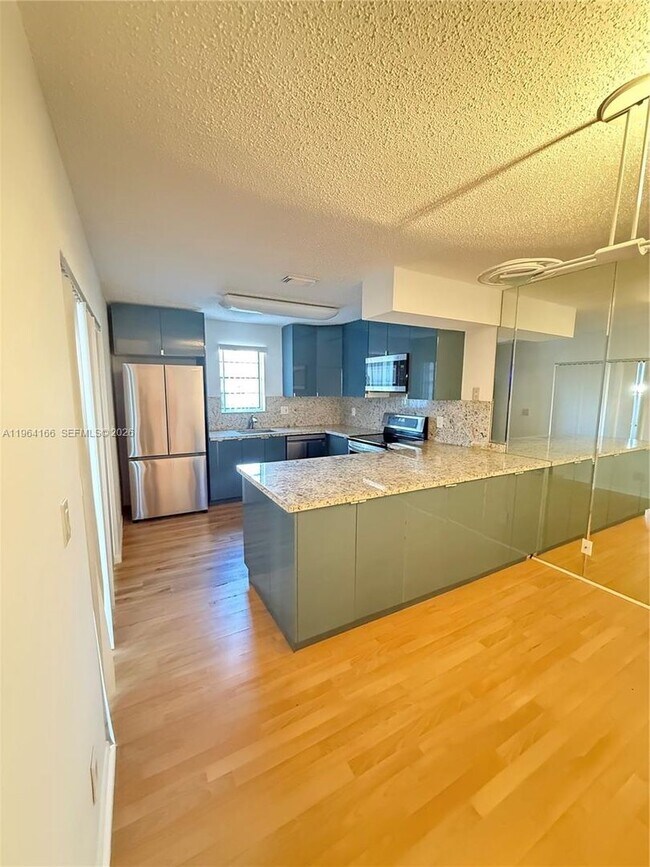 Building Photo - 2515 NW 99th Ave