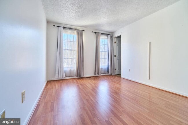 Building Photo - 1756 Jacobs Meadow Dr