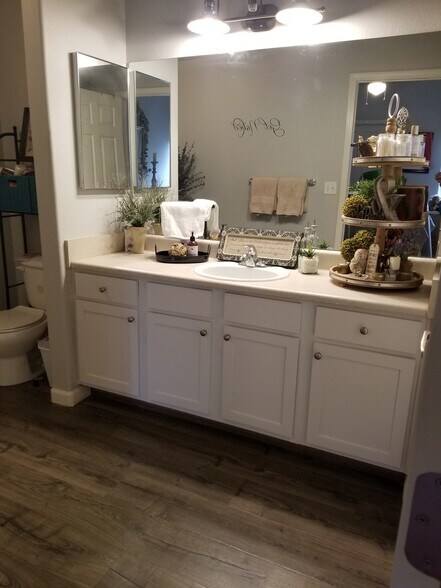 Master bathroom - 6964 ASH CREEK HTS