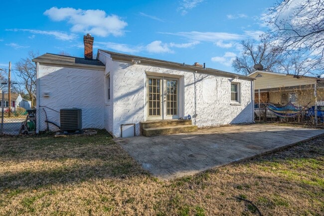 Building Photo - 7709 Ravine Dr