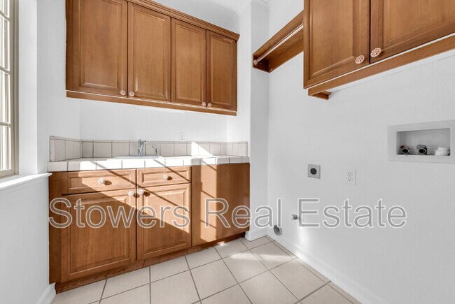 Building Photo - 6044 Claret Ct