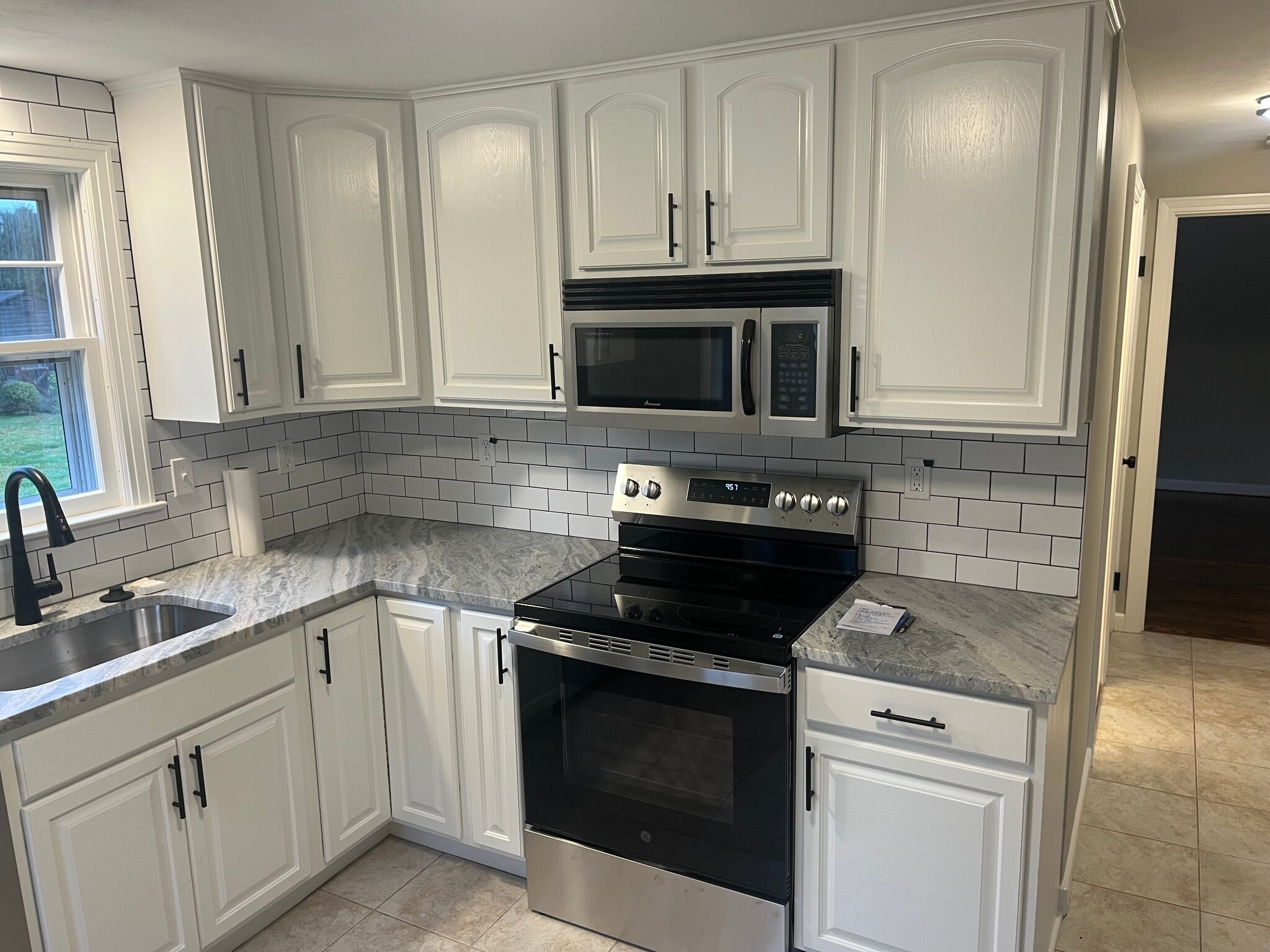 Building Photo - 40 Main St