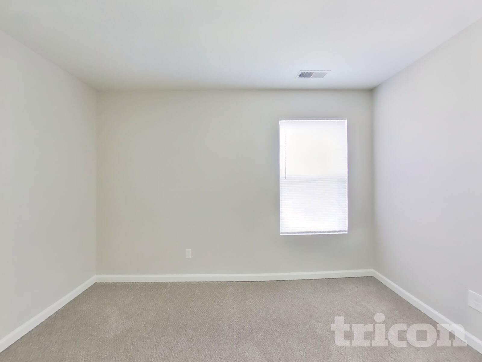 Building Photo - 4261 Sycamore Ct