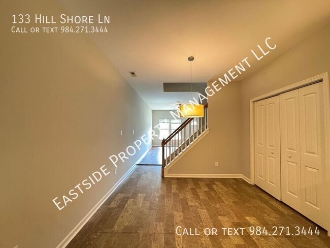 Building Photo - 133 Hill Shore Ln