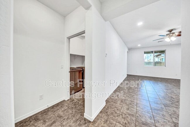 Building Photo - 9751 E Palladium Dr
