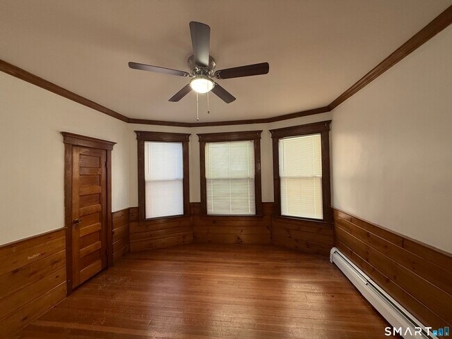 Building Photo - 859 Edgewood Ave