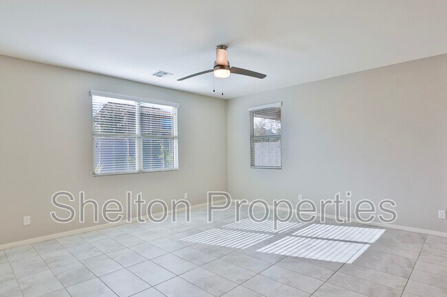 Building Photo - 18787 W Yucatan Dr