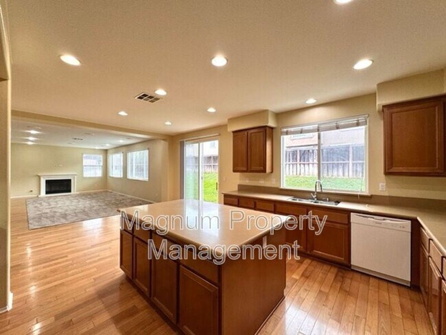 Building Photo - 29675 Ski Ranch St