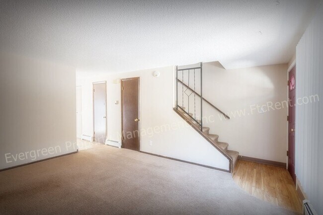 Building Photo - 1707-1721 E 16th St