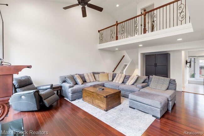 Building Photo - 6322 Aspen Ridge Blvd