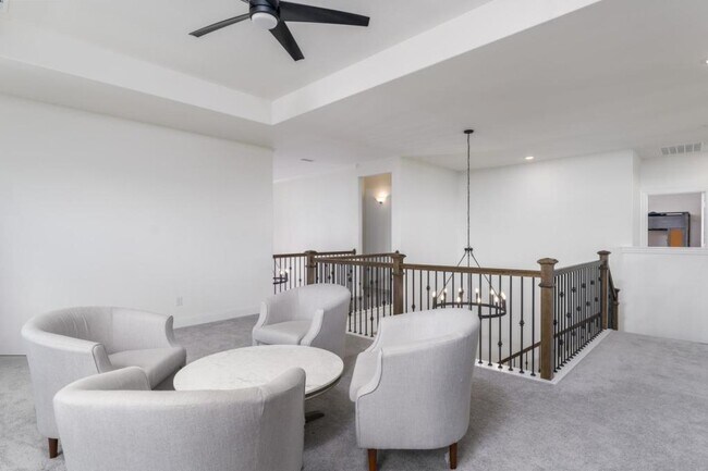 Building Photo - 2302 Royal Dove Ln