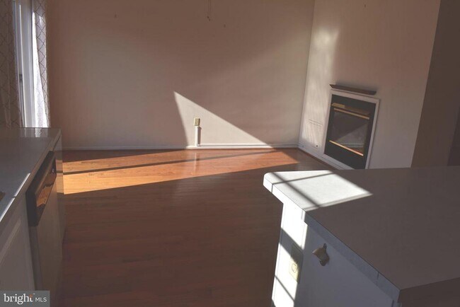 Building Photo - 713 Whitetail Cir