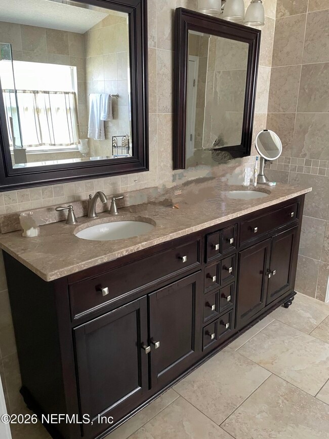 Building Photo - 517 Kernan Mill Ln