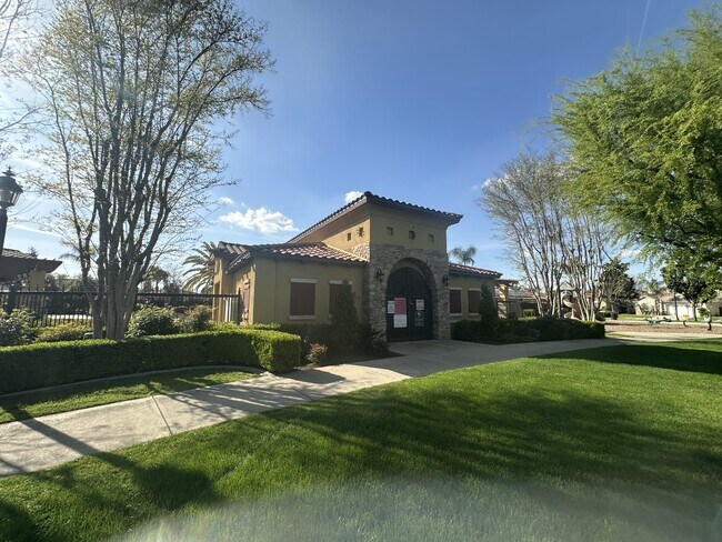 Building Photo - 11714 Morgan Hill Dr