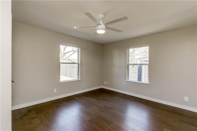 Building Photo - 4702 Bandera Rd