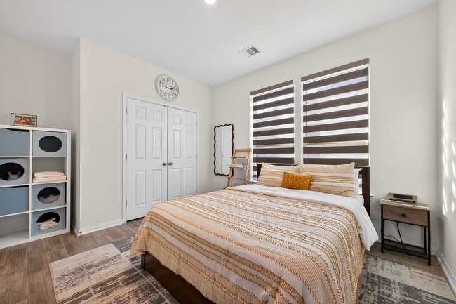 Building Photo - 5724 Texas Sage Dr