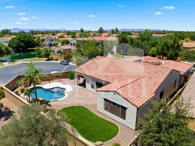 Building Photo - 1159 W Tonto Pl