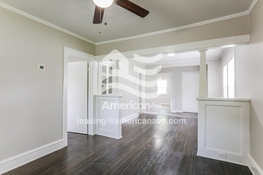 Building Photo - 6929 Chestnut Ave