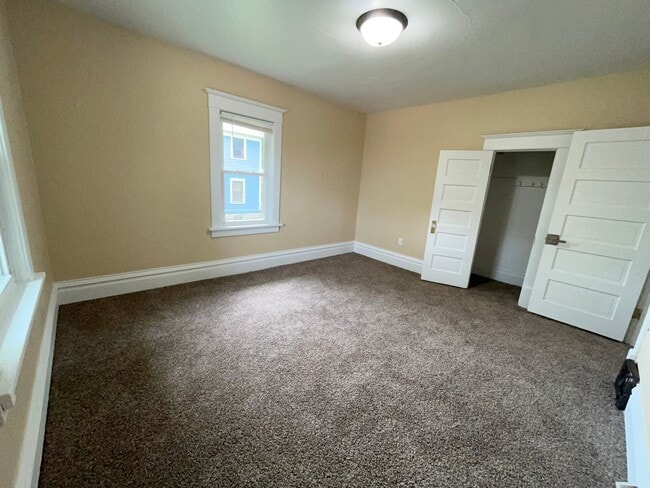 Building Photo - Spacious 4 Bed/2 Bath Rental Home!
