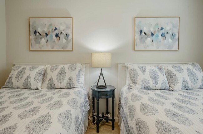 Building Photo - 155 Rossell Park Cir