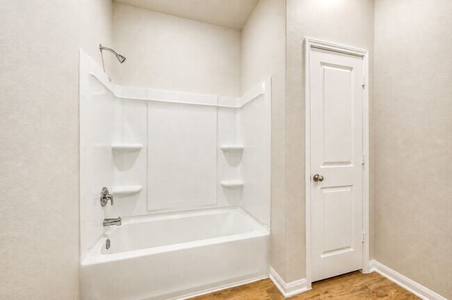 Building Photo - 1512 Jean Mdw Dr