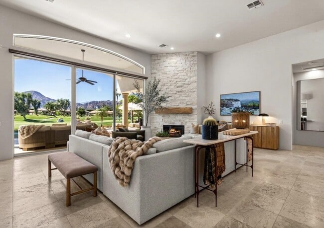 Building Photo - 49519 Montana Way