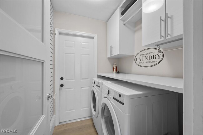 Building Photo - 2003 Timberline Dr