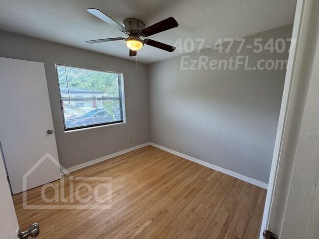 Building Photo - 1851 Ector Rd