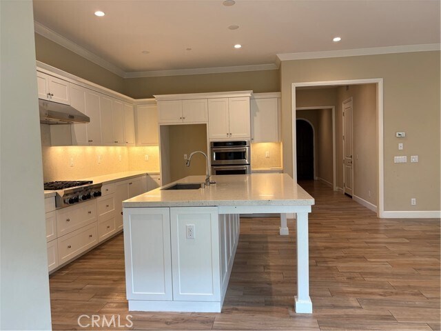 Building Photo - 109 Outpost