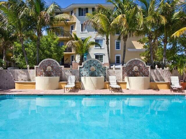 Building Photo - 350 NE 3rd St