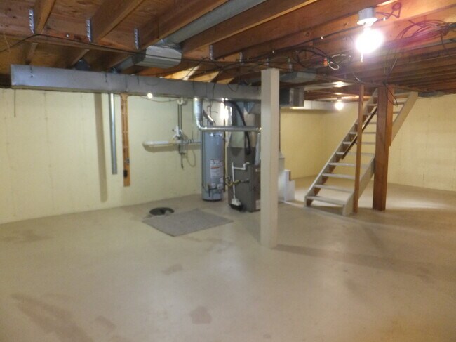 Basement - 2302 East Jefferson Street