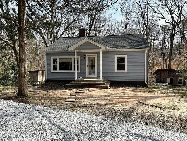 Primary Photo - 4 Bedroom 2 Bathroom