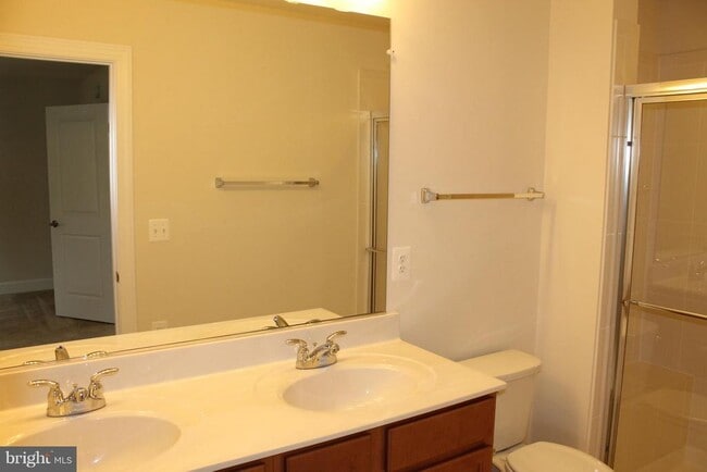 Building Photo - 10665 Hinton Wy