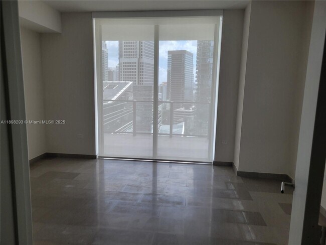 Building Photo - 88 SW 7th St