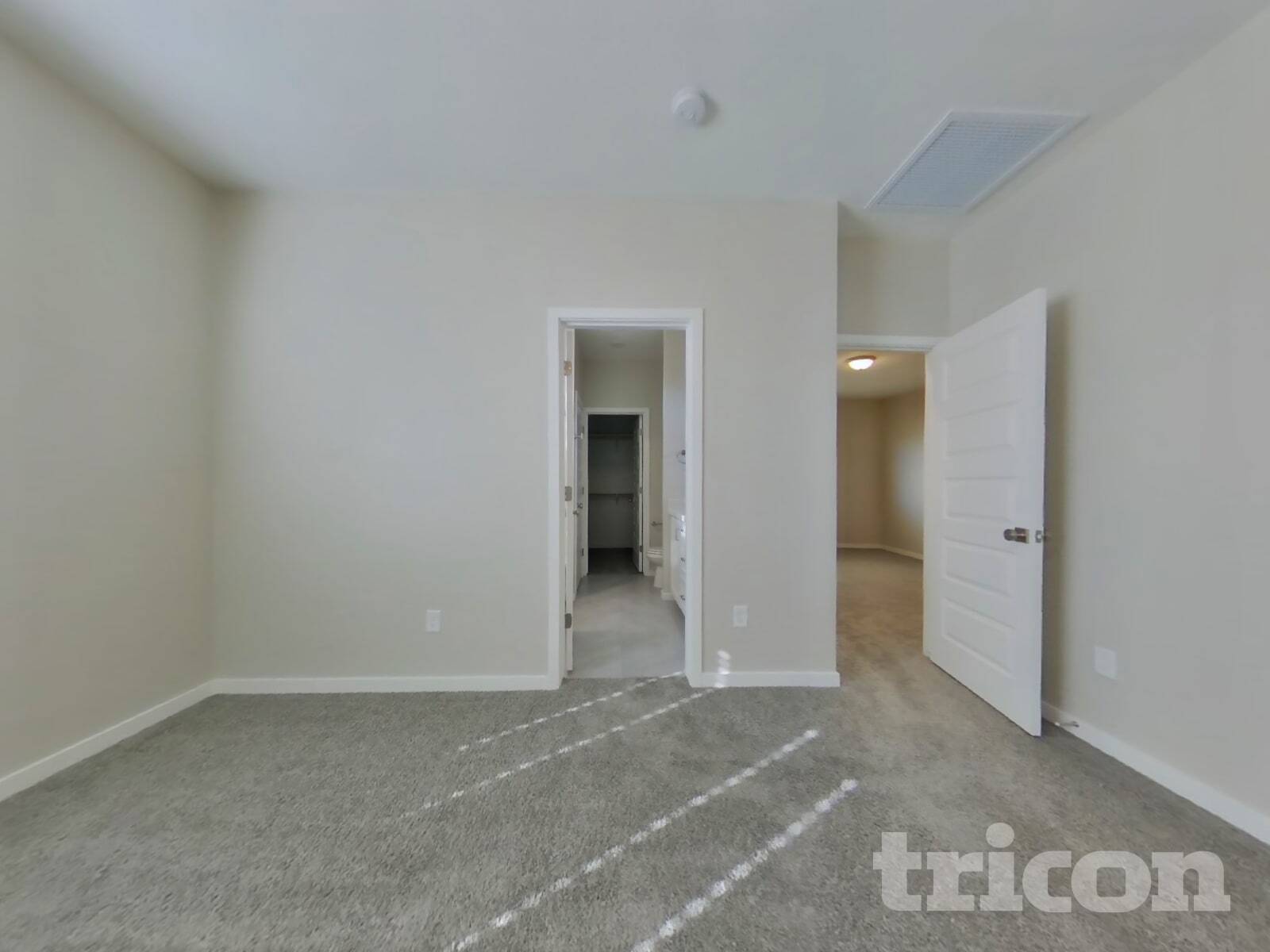 Building Photo - 4551 E Gary St