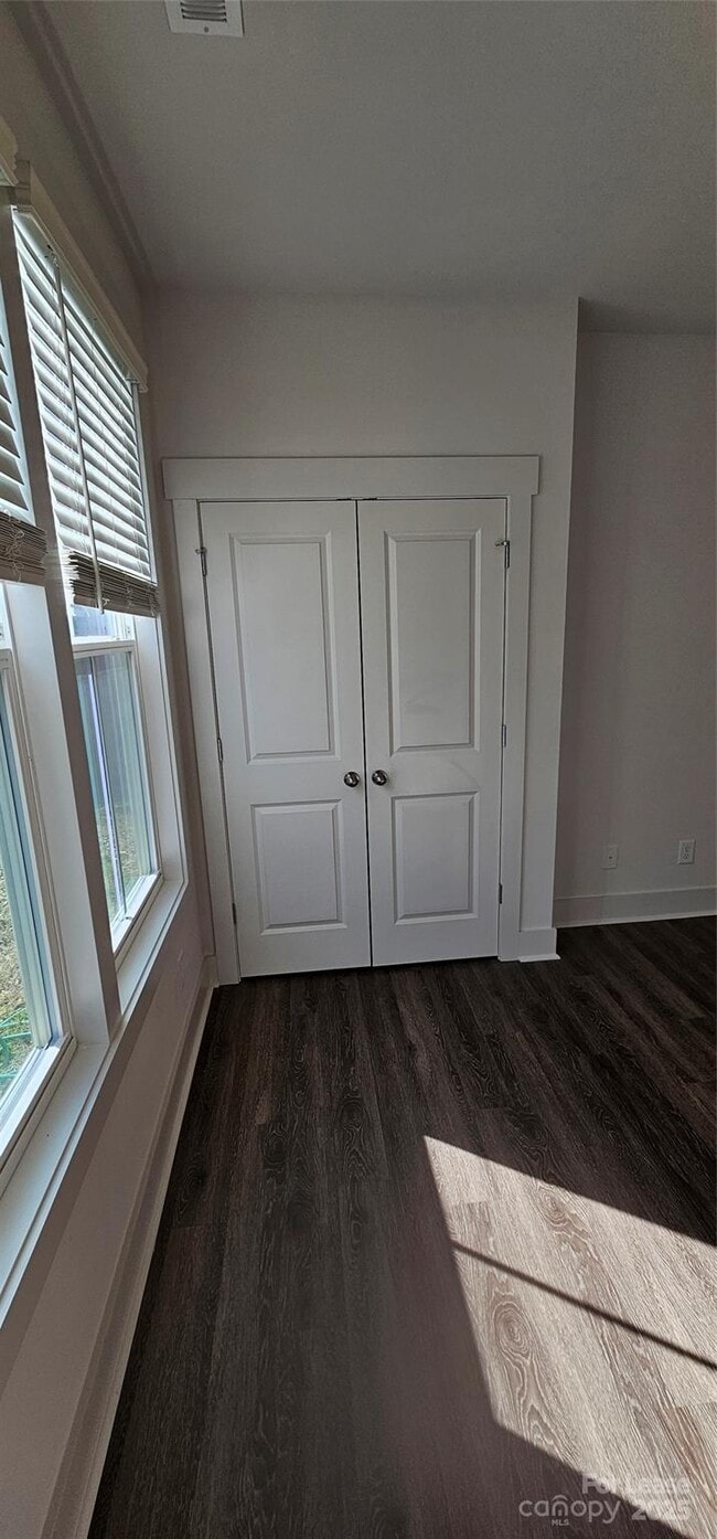 Building Photo - 3912 Ironwood St