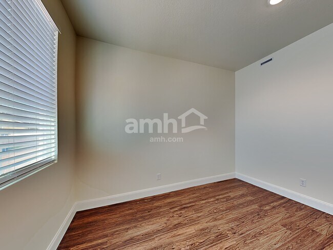 Building Photo - 2615 W 3290 S