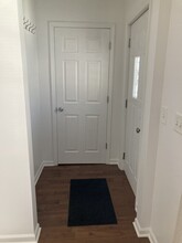 Building Photo - 2810 S Lenox St