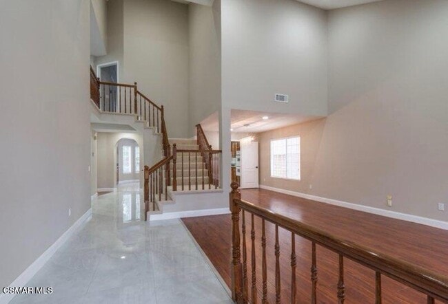 Building Photo - 382 Rockedge Dr