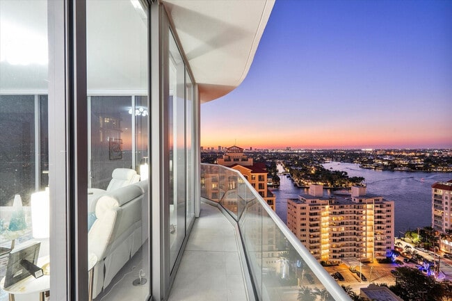 Building Photo - 151 N Seabreeze Blvd