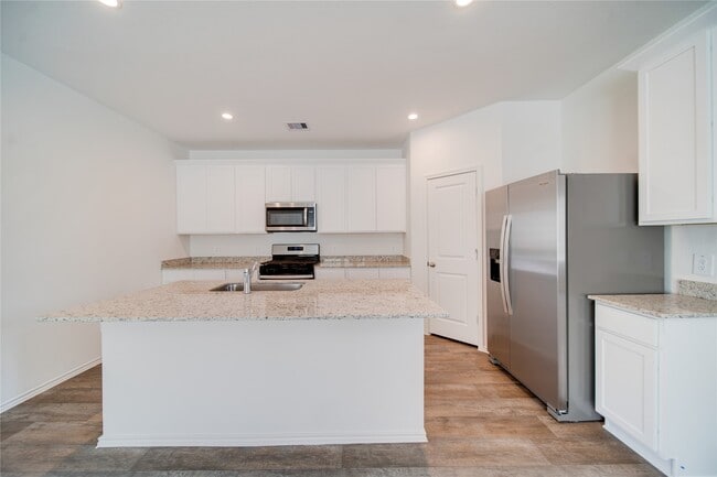 Building Photo - 30838 Brightwell Bnd