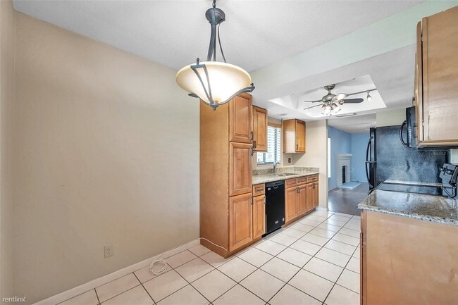Building Photo - 2 br, 2 bath House - 7360 R Ulmerton Road