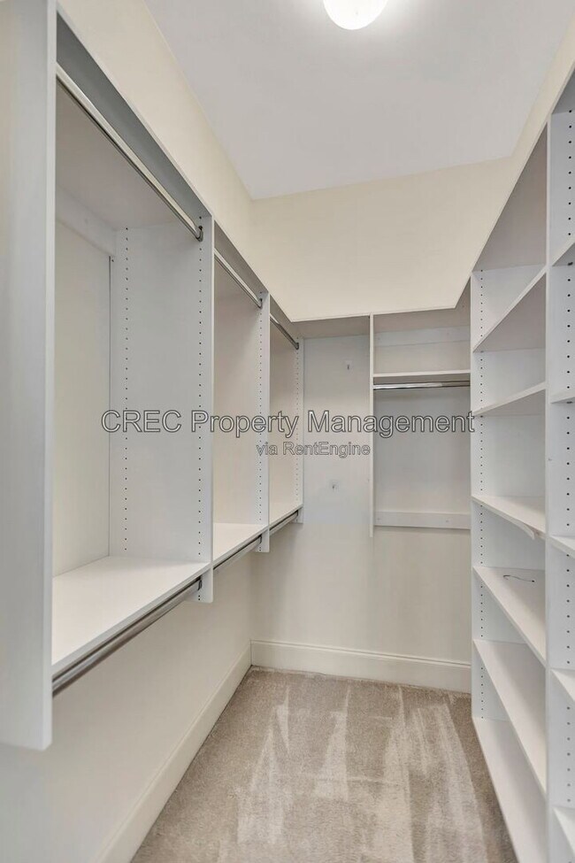 Building Photo - 1705 Doldridge St