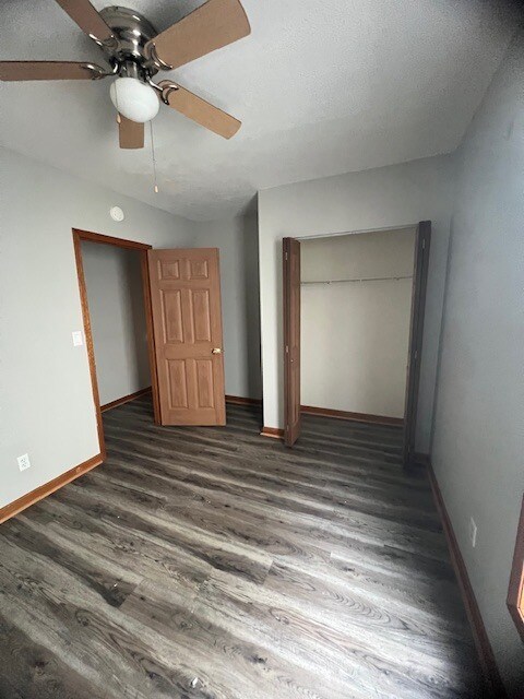 Building Photo - 106 Parade St