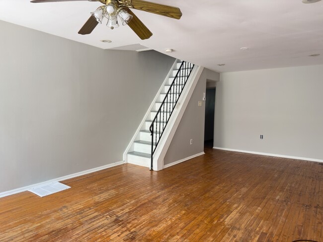 Building Photo - 612 Winton St