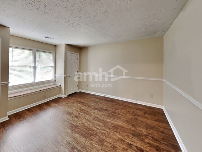 Building Photo - 4854 Green Valley Ct NW