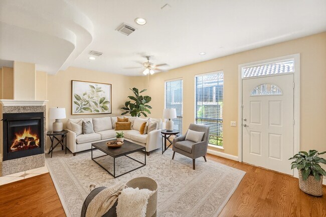 Building Photo - 2406 Calumet St